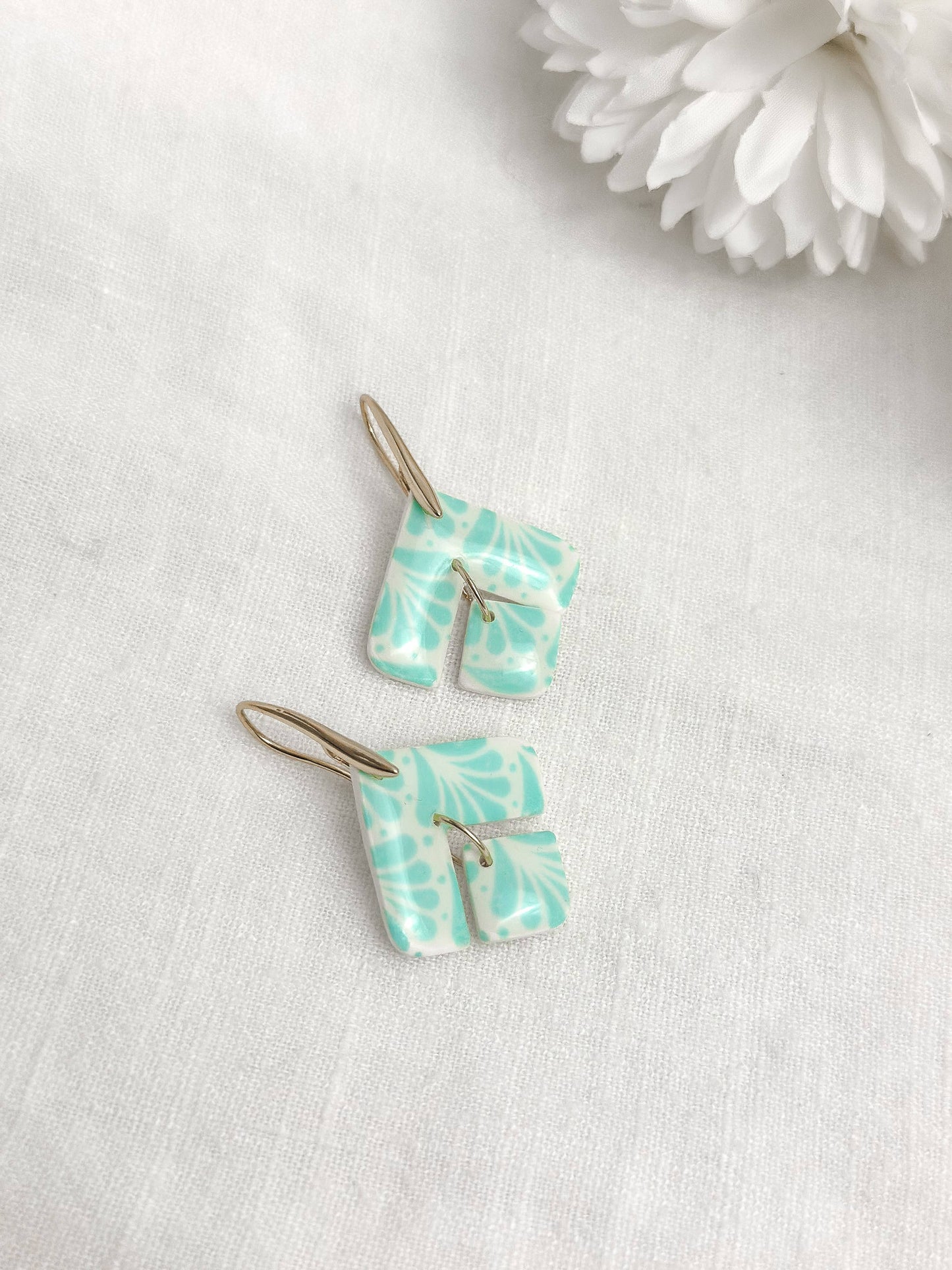 Liz Drop Earrings