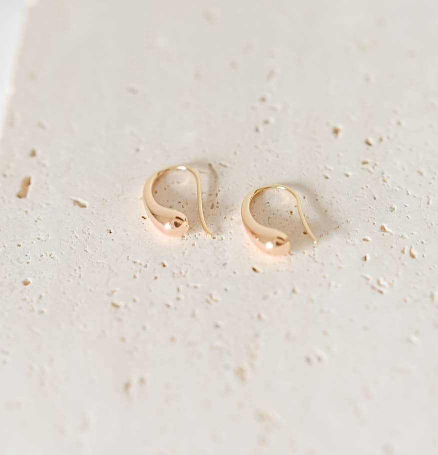 The Aspen 18k Gold Plated Teardrop Hoop Earrings