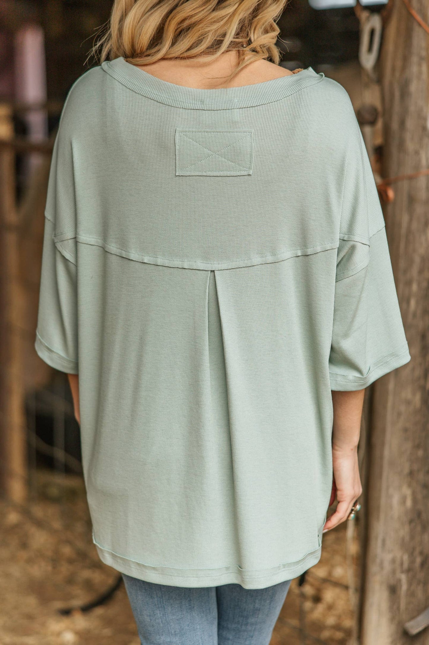Ribbed Relaxed Boyfriend Shirt w/ Pocket Detail