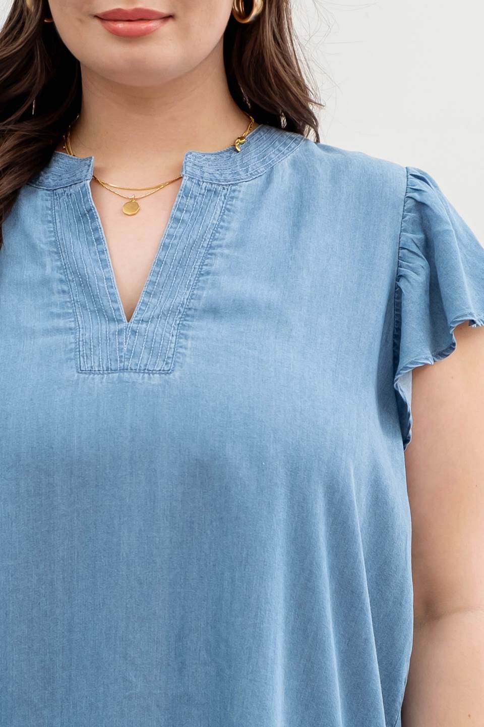 PLUS RUFFLE SLEEVE CHAMBRAY WOVEN TOP