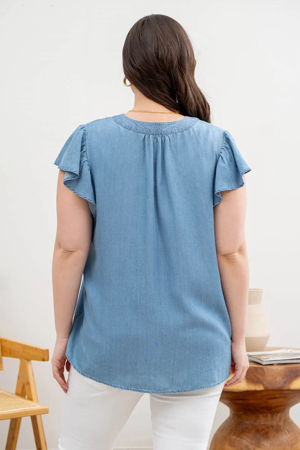 PLUS RUFFLE SLEEVE CHAMBRAY WOVEN TOP