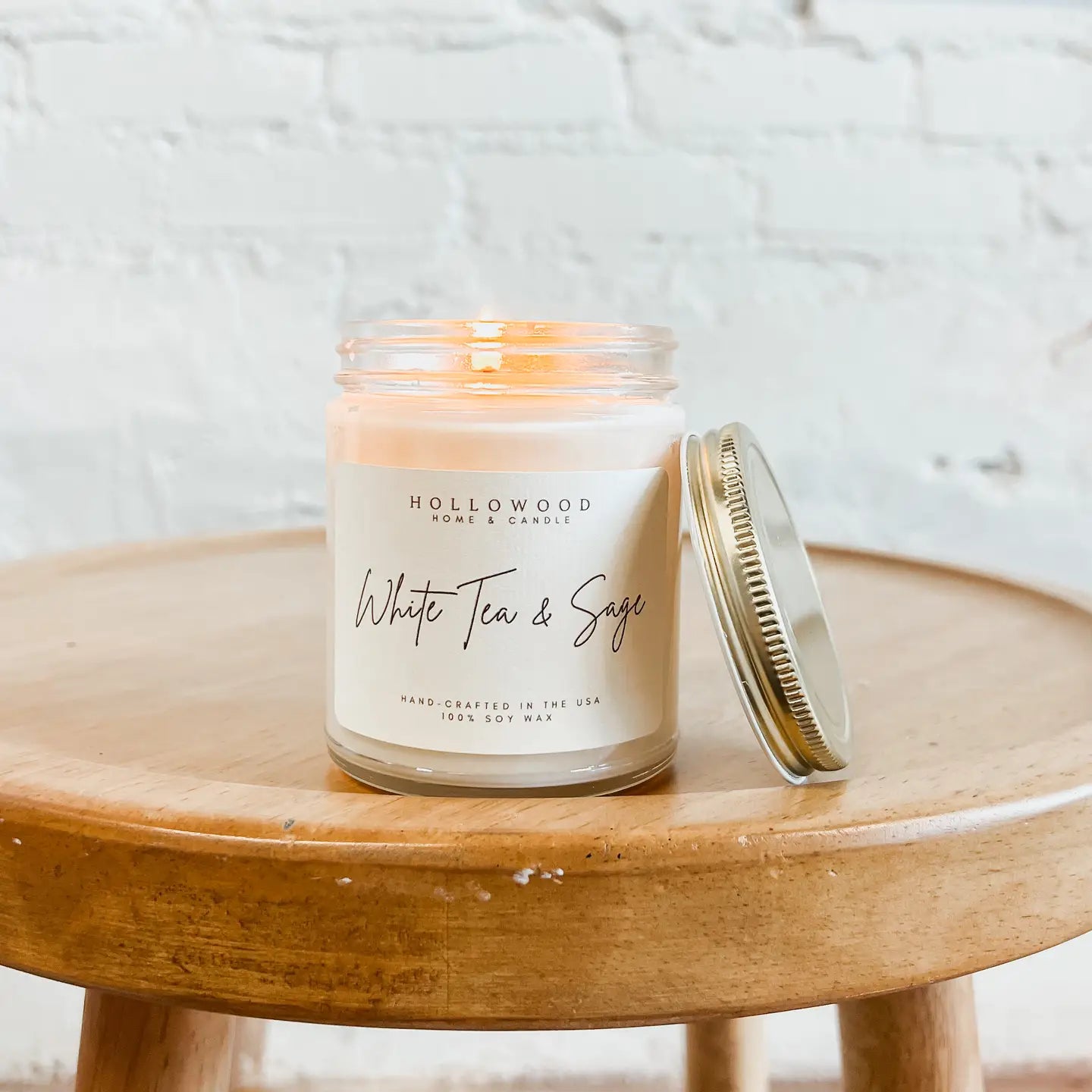 White Tea & Sage 8oz Soy Candle