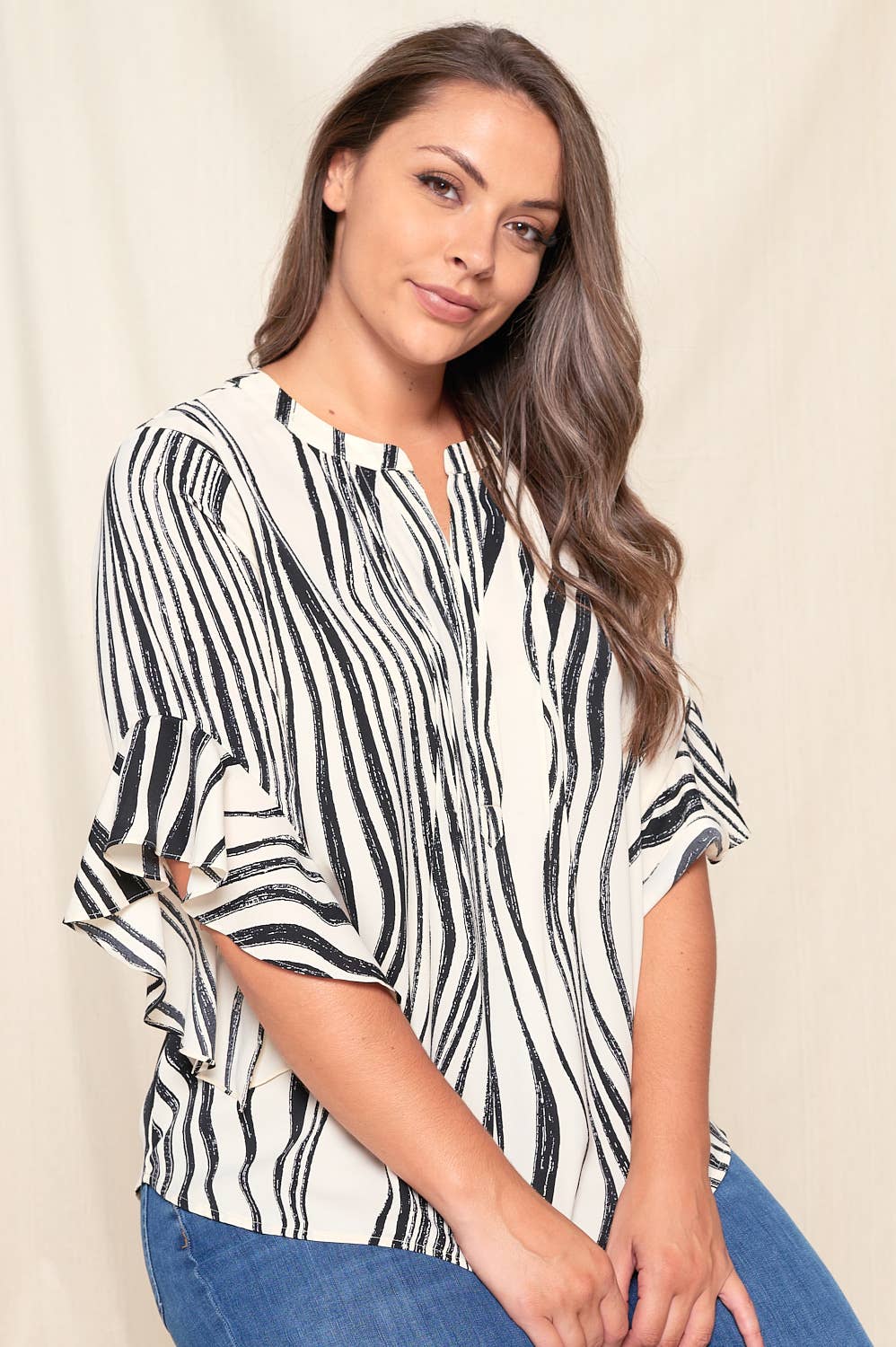 Plus Printed Ruffle Split V-Neck Sleeve Henley Blouse